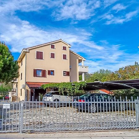 Marina Appartement Baška Buitenkant foto
