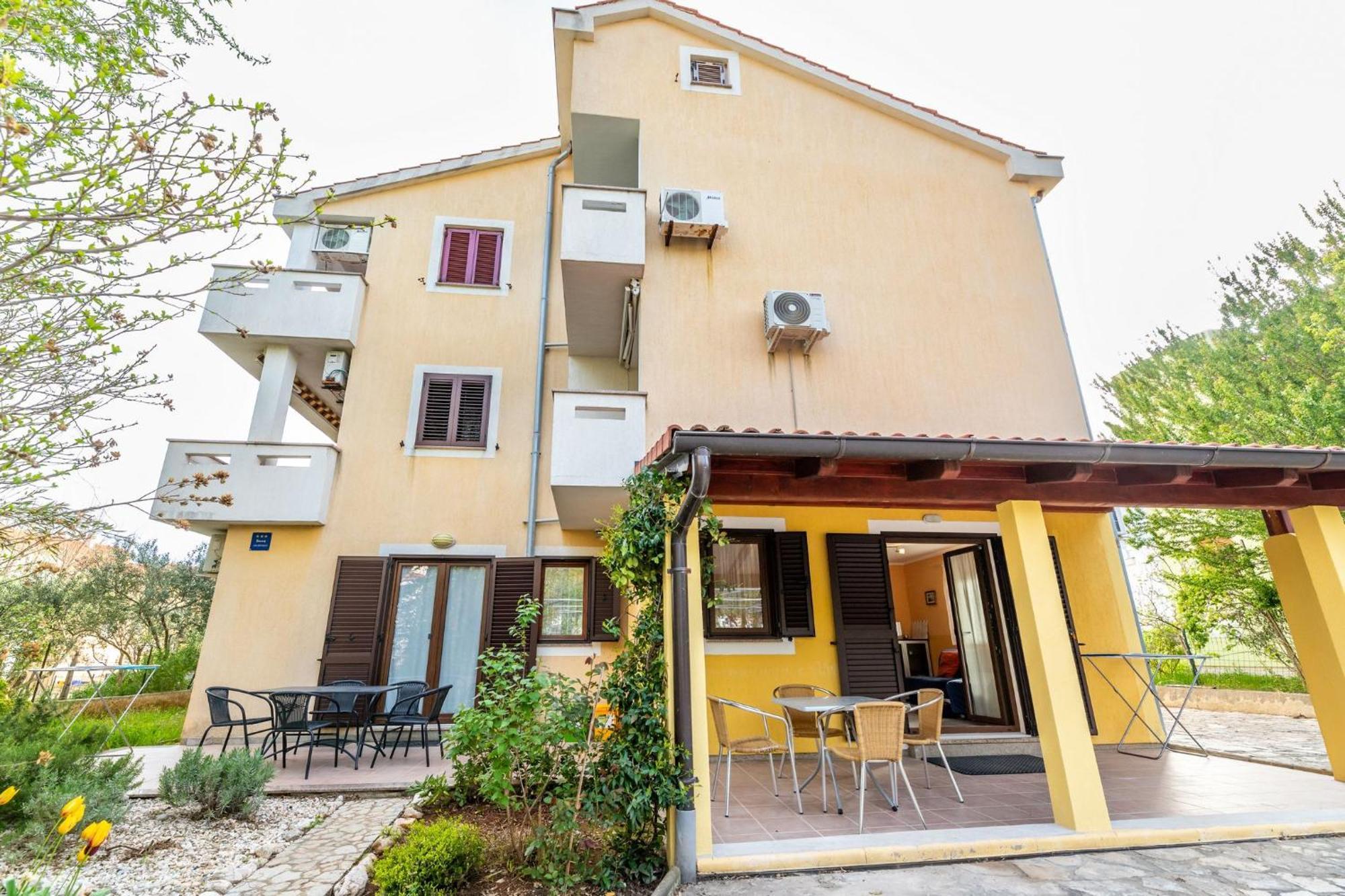 Marina Appartement Baška Buitenkant foto